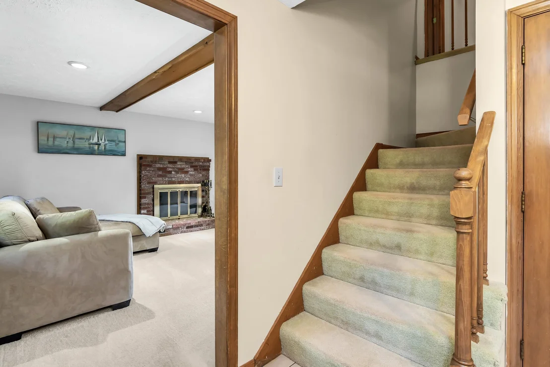 Photo of 11 Nutfield
