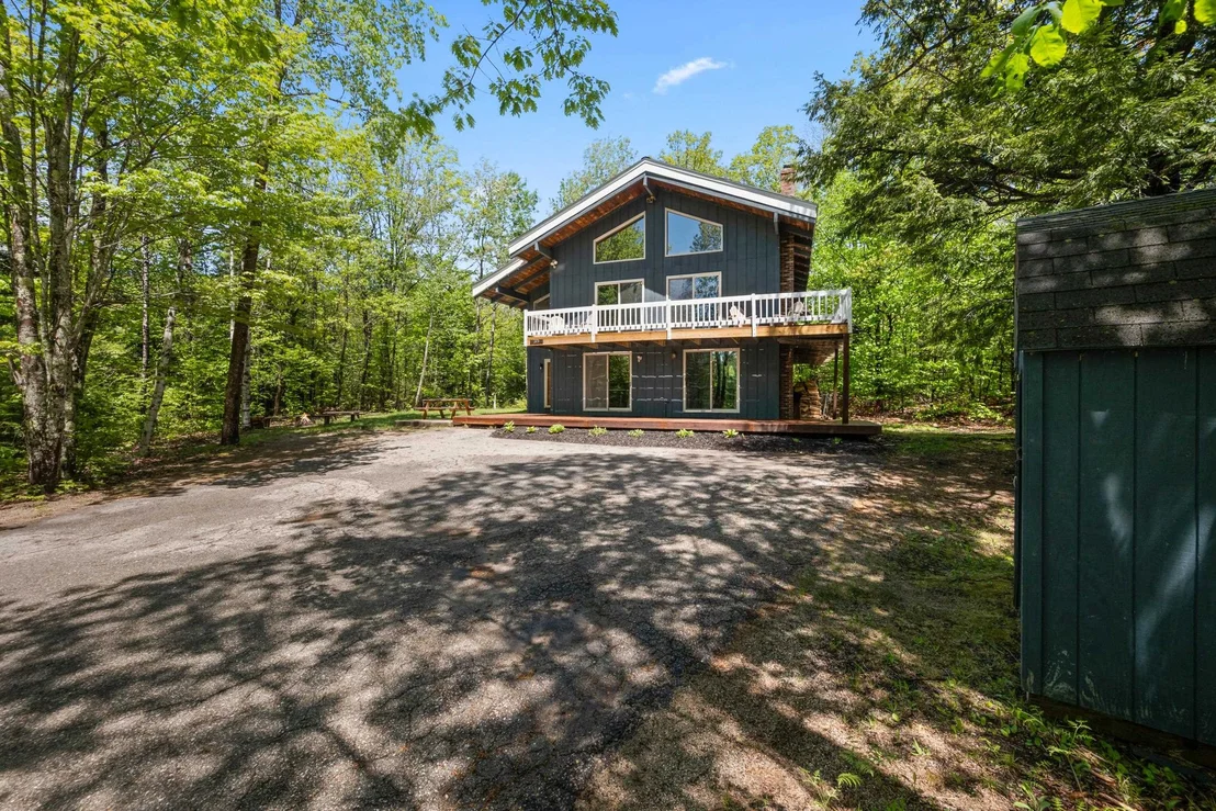 Photo of 275 Glen Ledge