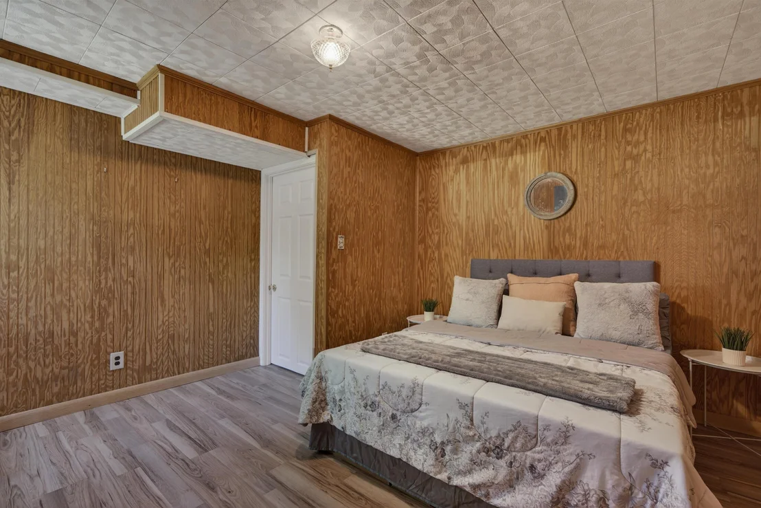 Photo of 112 Shaker