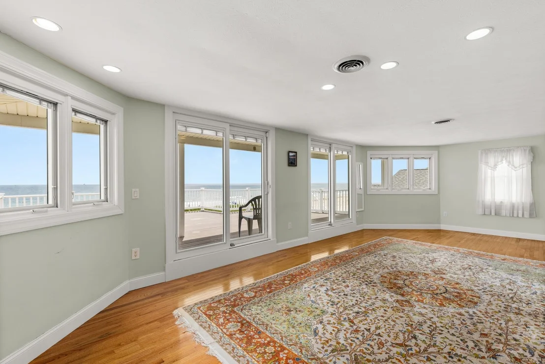 Photo of 103 Ocean