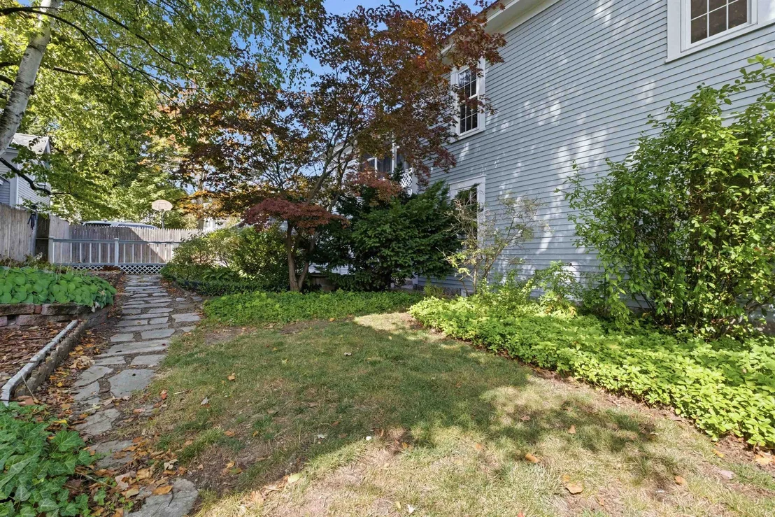 Photo of 45 Rumford