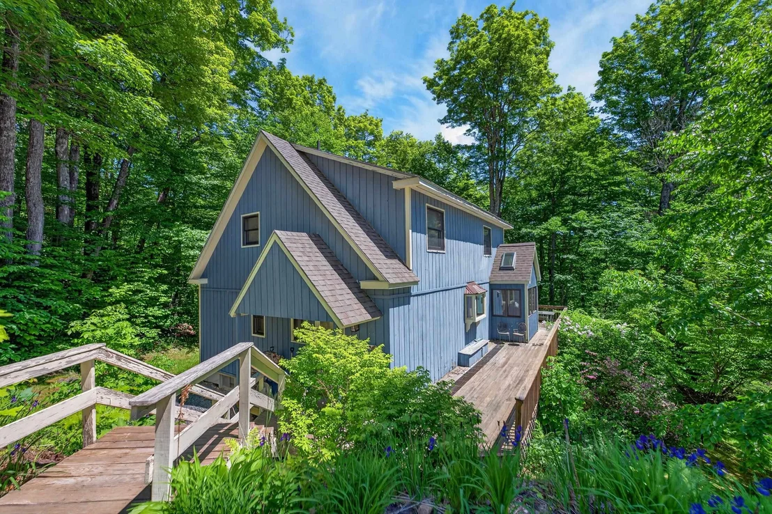 Photo of 36 Bears Den