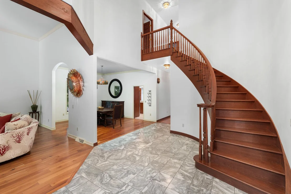 Photo of 932 McNamara