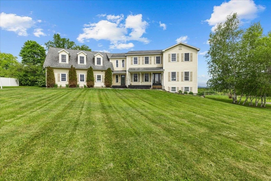 Photo of 413 Hibbard