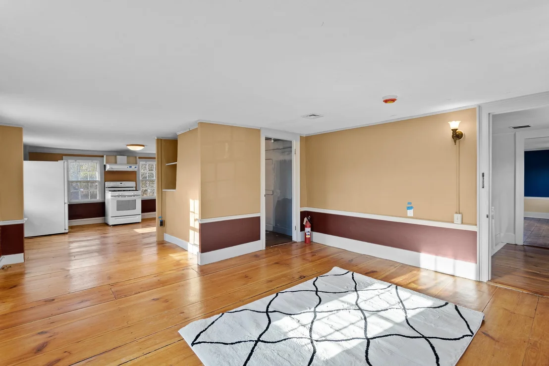 Photo of 80 Lafayette