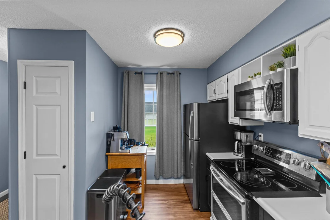 Photo of 423 Westview