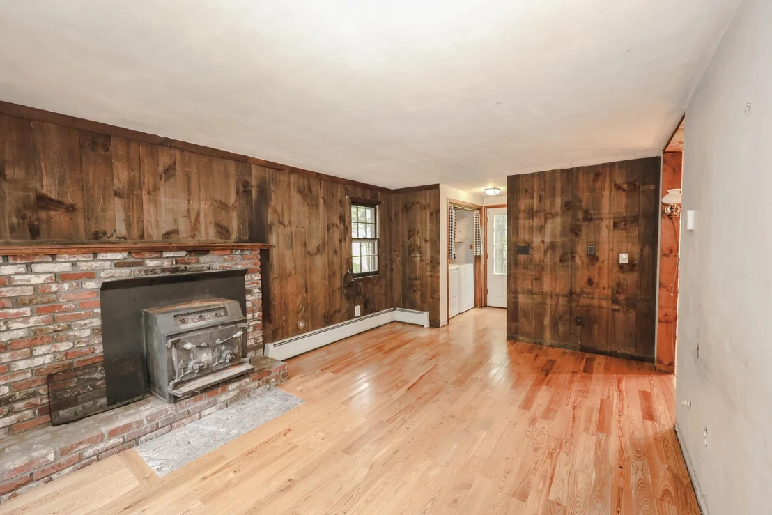 Photo of 16 Meserve