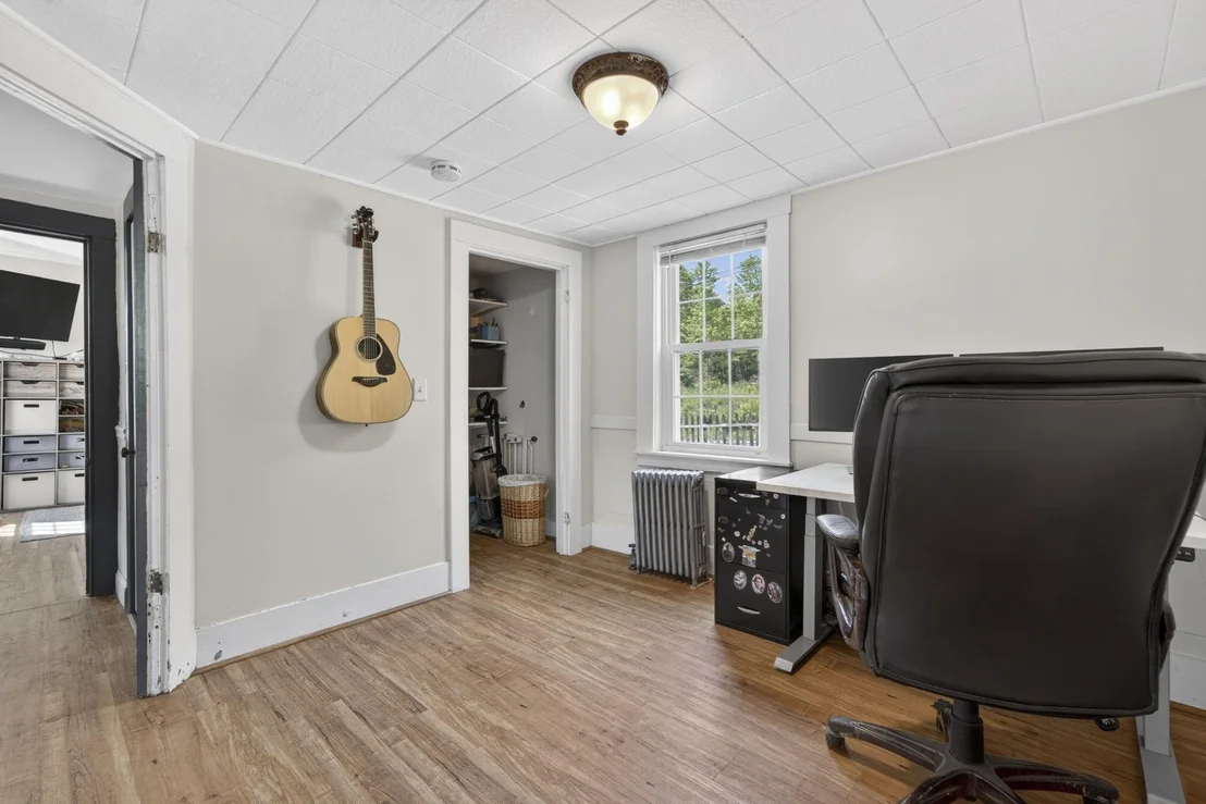 Photo of 5 Pine Valley