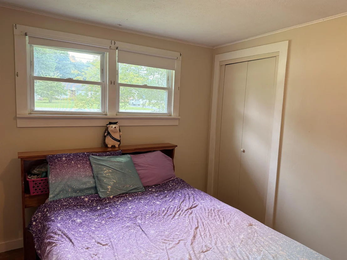 Photo of 759 Pond