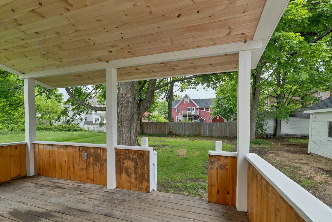 Photo of 33 Spruce