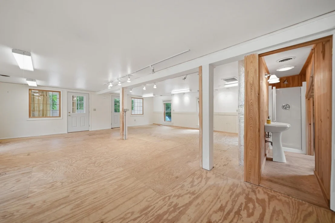 Photo of 60 Old Deerfield