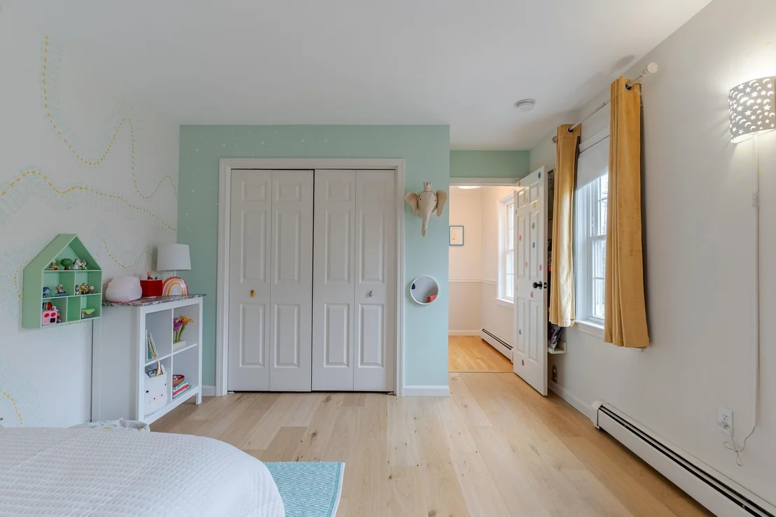 Photo of 37 Alexander