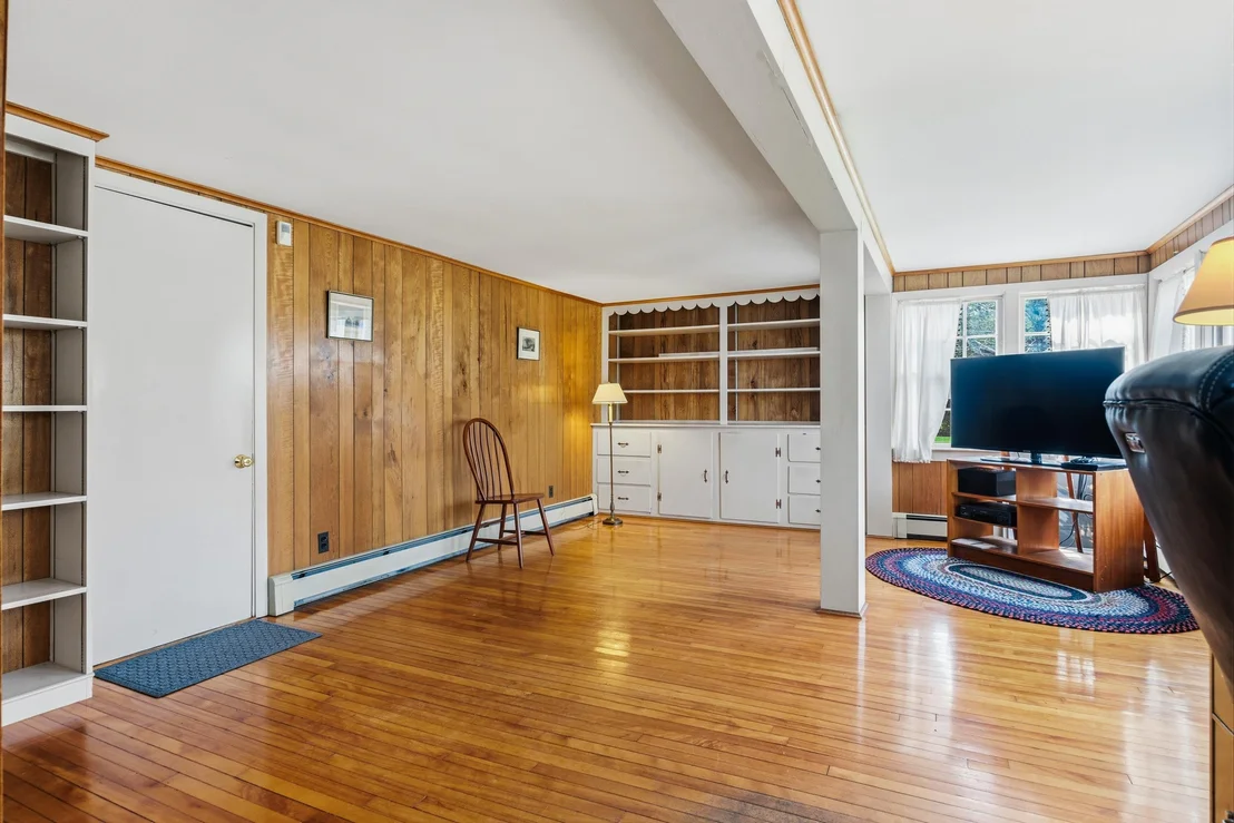 Photo of 567 Main