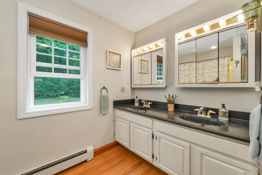 Photo of 52 Meadow