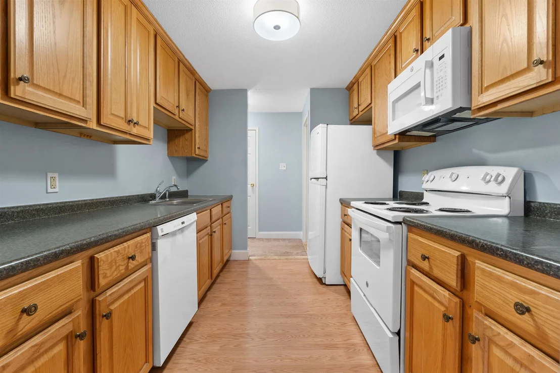 Photo of Unit 13 at 2 Silvestri