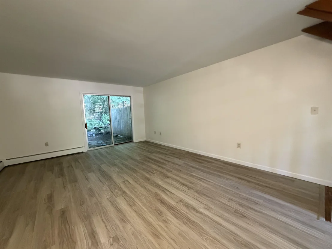Photo of Unit 4 at 39 Brookside