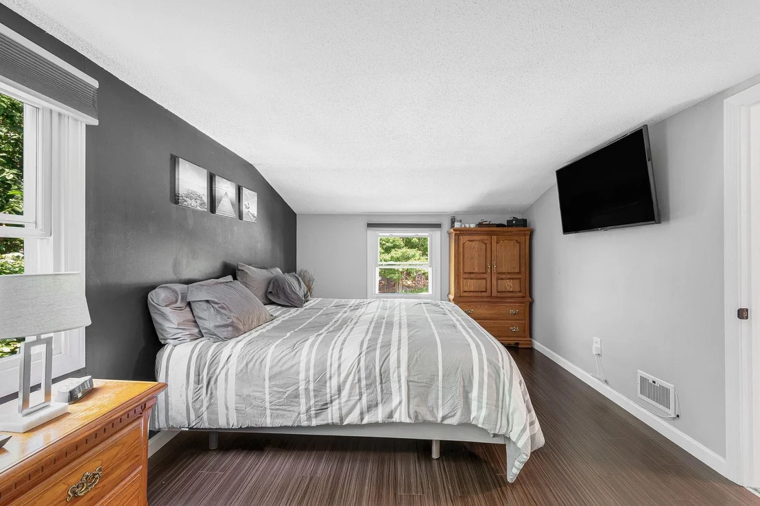 Photo of 83 Jericho