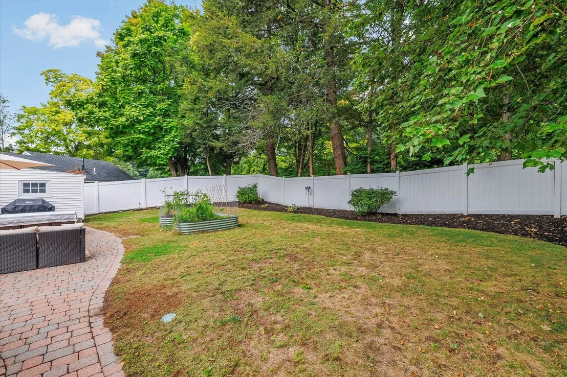 Photo of 19 Monadnock