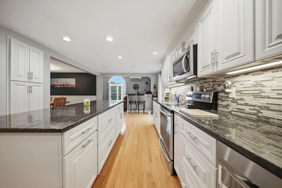 Photo of 17 Laurel