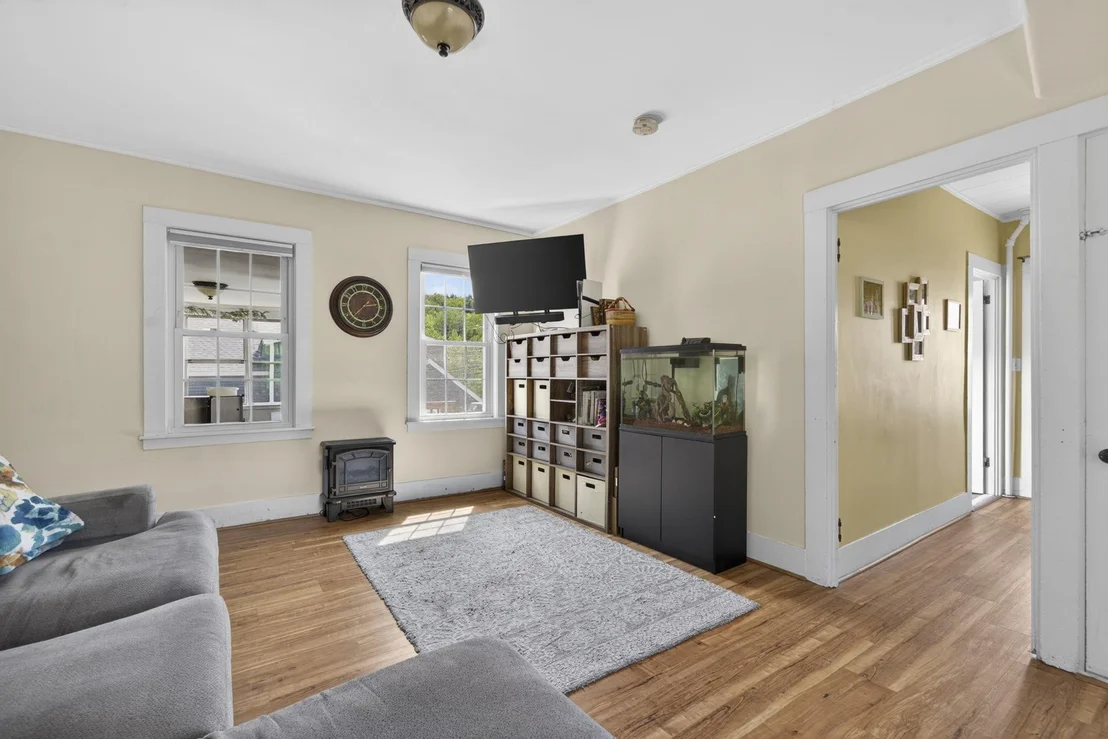 Photo of 5 Pine Valley