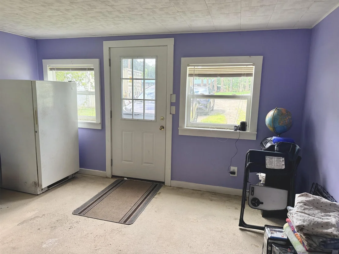 Photo of 759 Pond