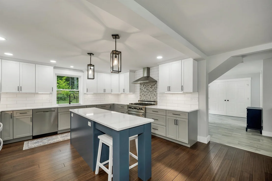 Photo of 329 Mountain View