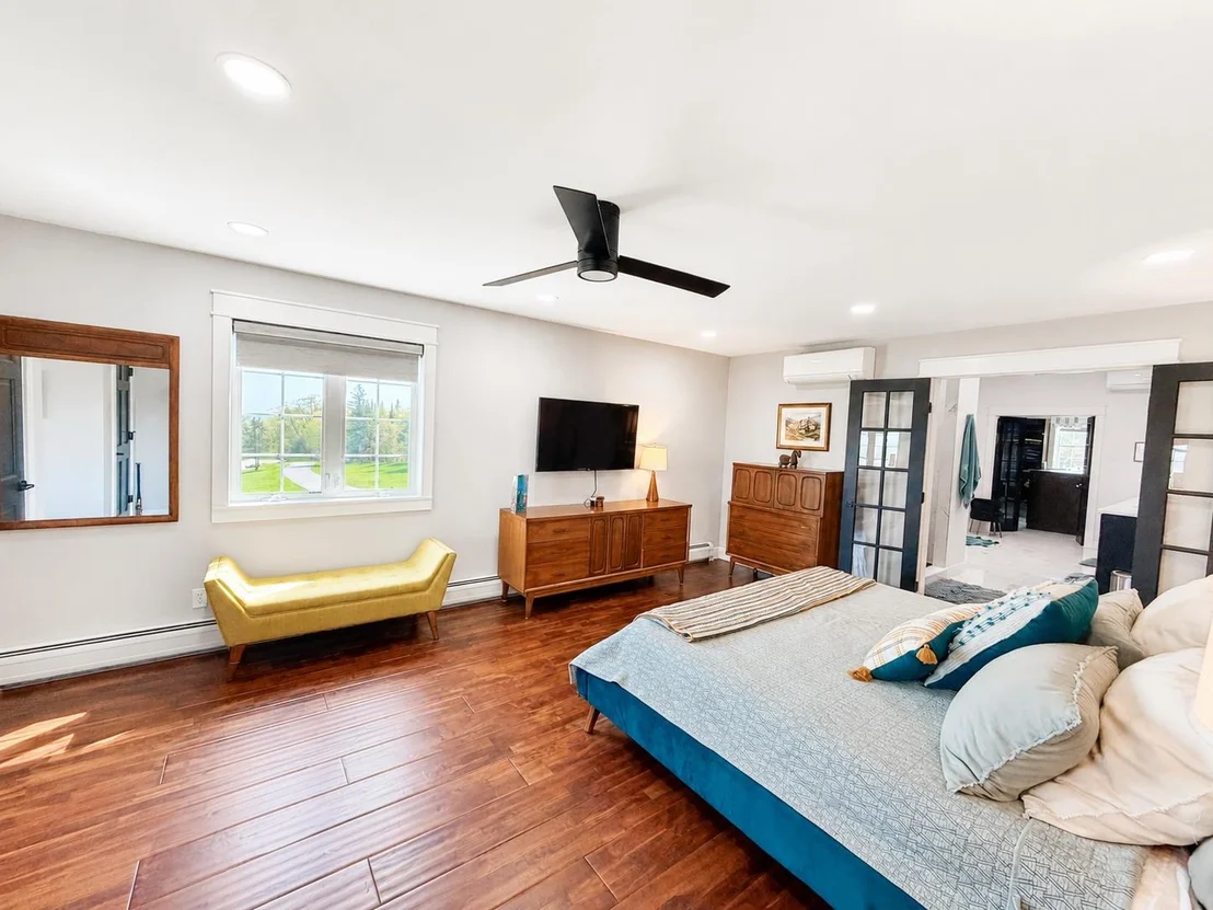 Photo of 700 Whittier