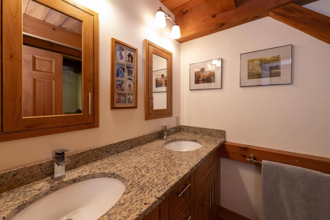 Photo of 589 Fairbanks Turn
