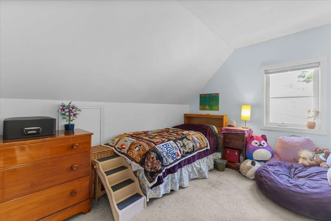 Photo of 191 Bayview