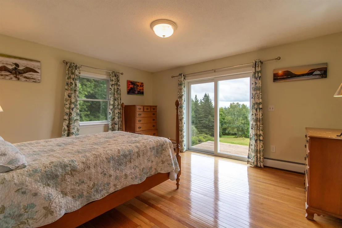 Photo of 388 Dolloff Pond