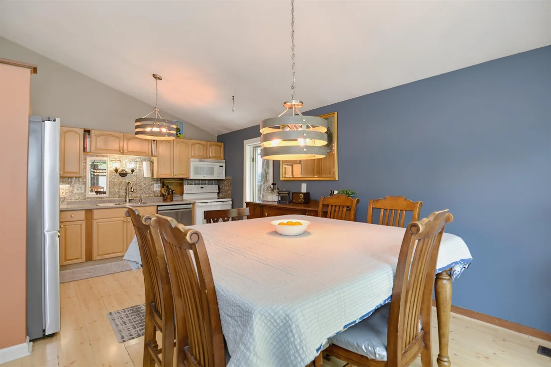 Photo of 33 Redfield