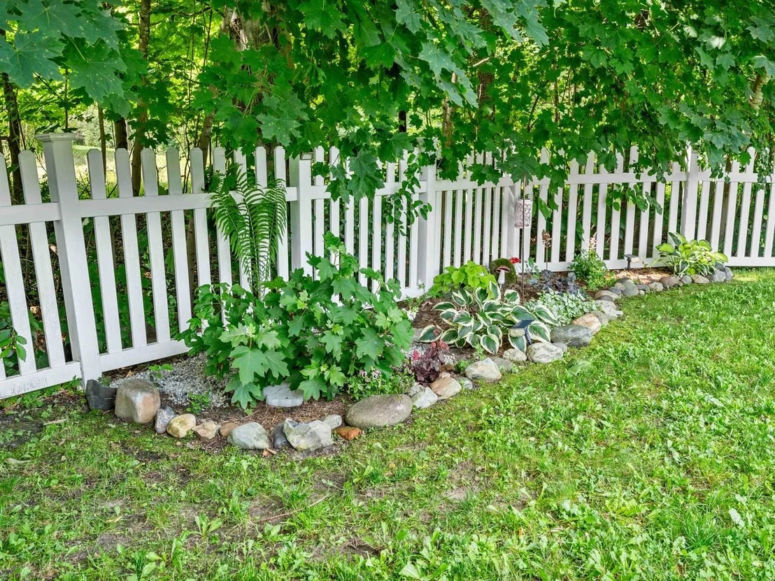 Photo of 5 Spruce