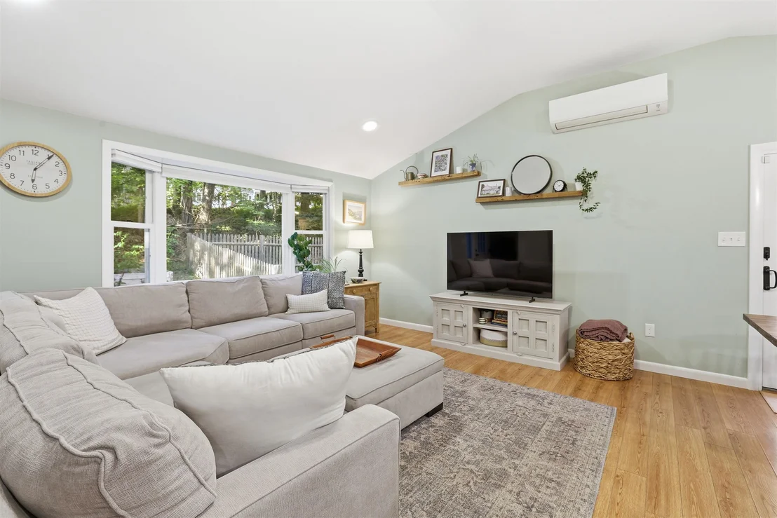 Photo of 65 Londonderry