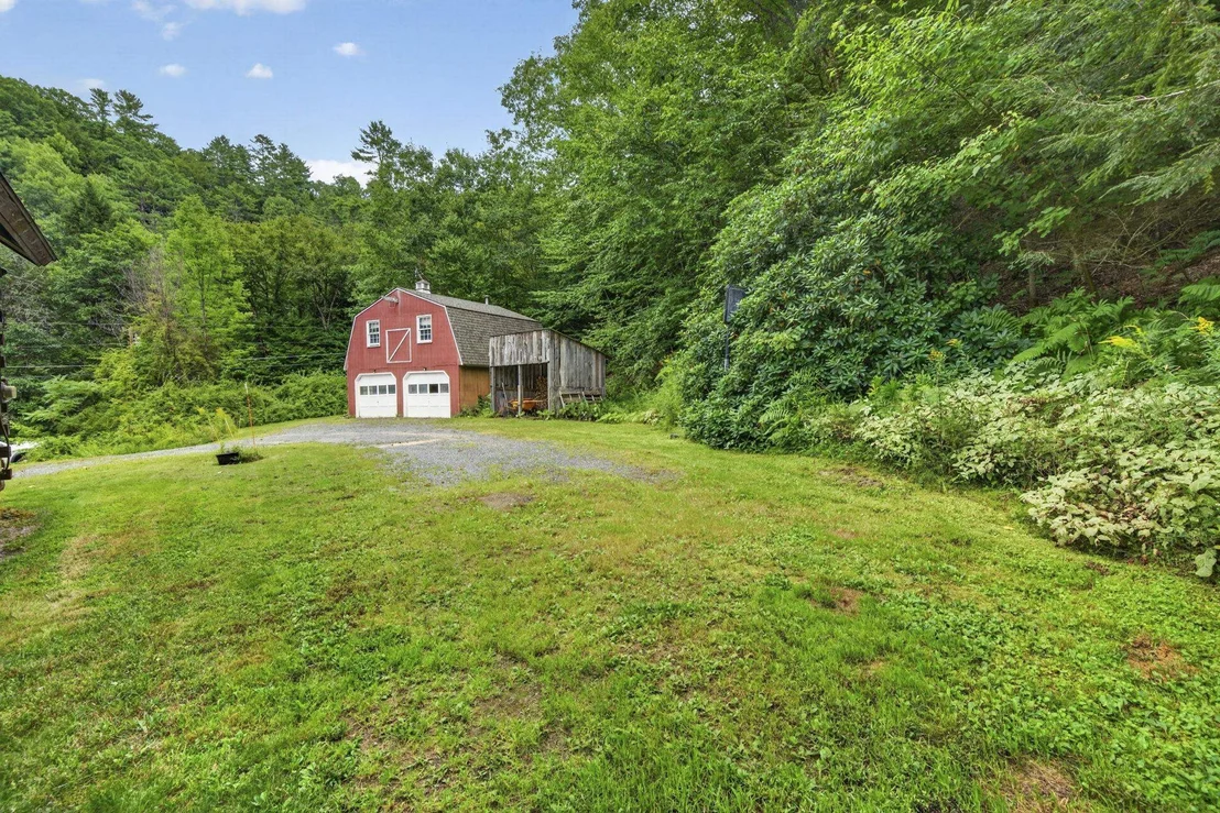 Photo of 220 Hill