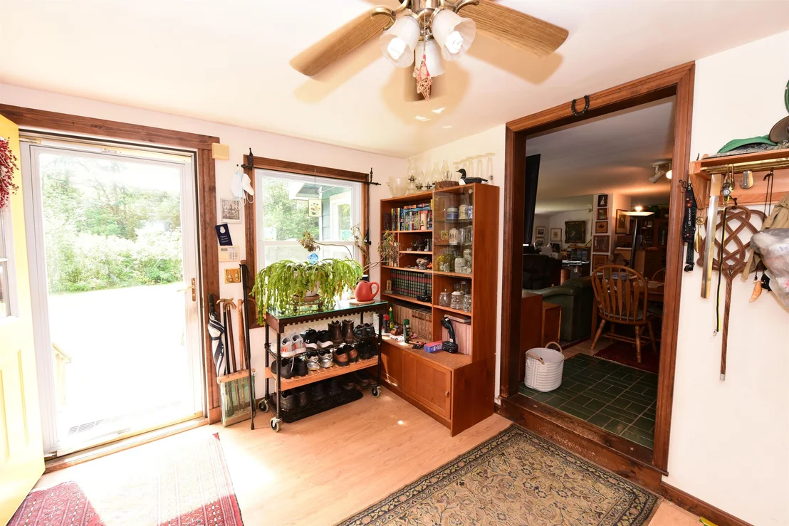 Photo of 23 Acorn