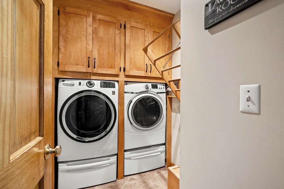 Photo of 52 Oak Hill