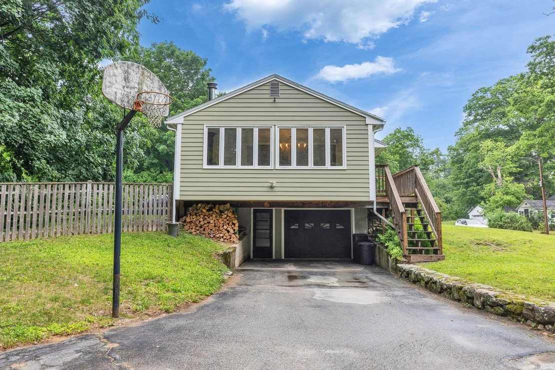 Photo of 17 Maple
