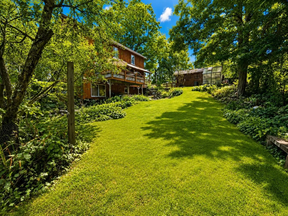 Photo of 212 Thrall