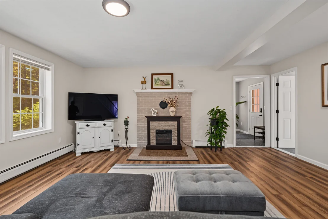 Photo of 590 Main