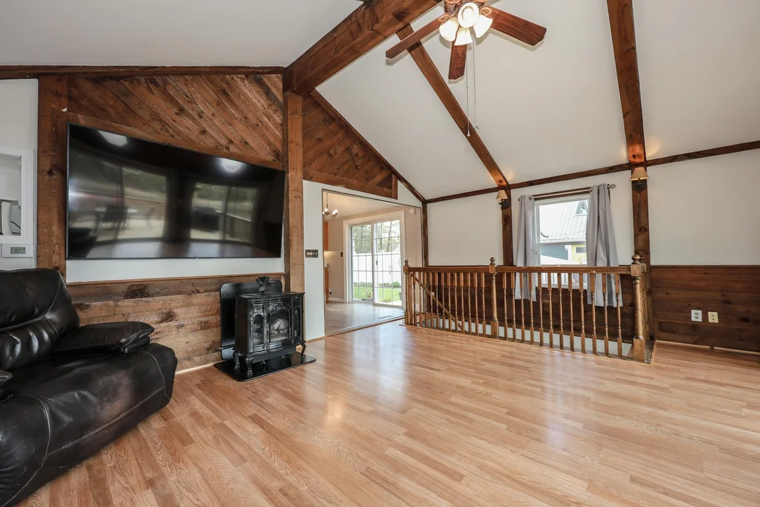 Photo of 9 Riverside