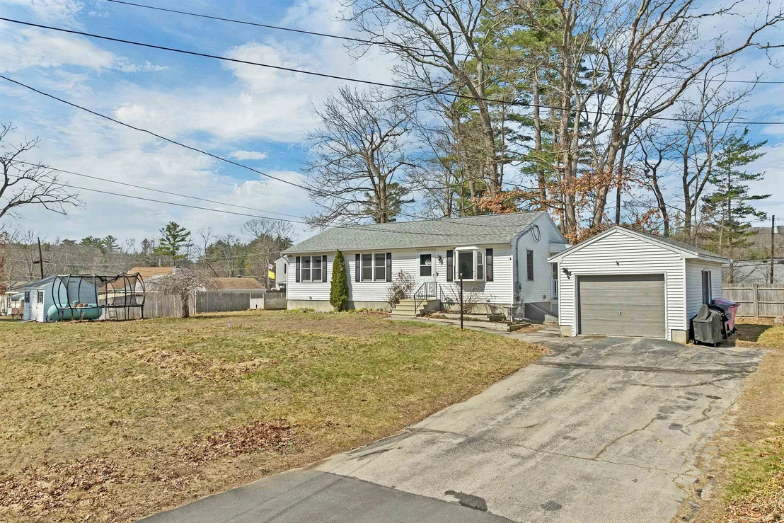 Photo of 3 Dennison