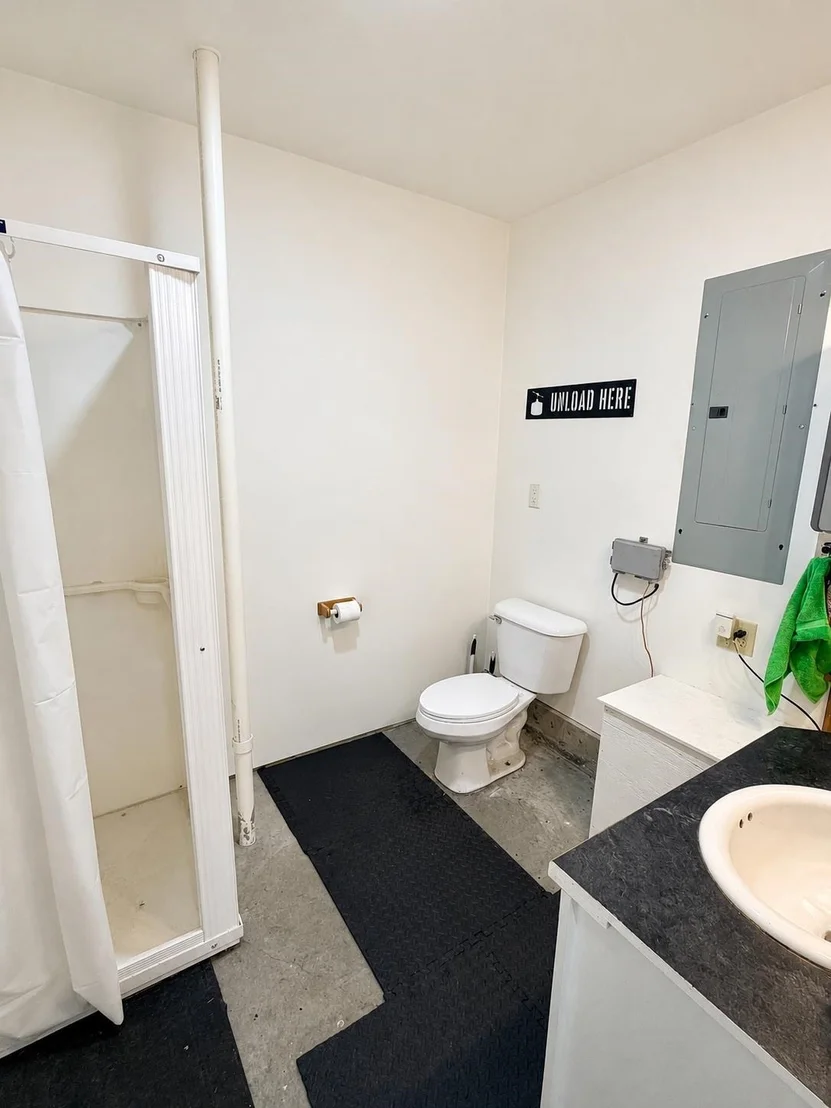 Photo of 700 Whittier