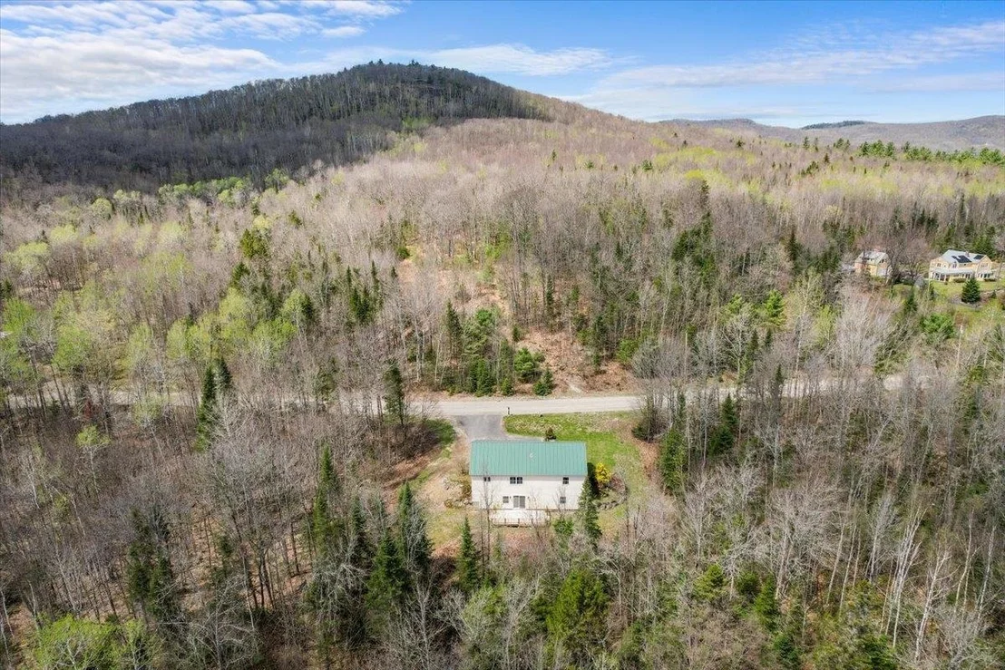 Photo of 91 Oak Ridge