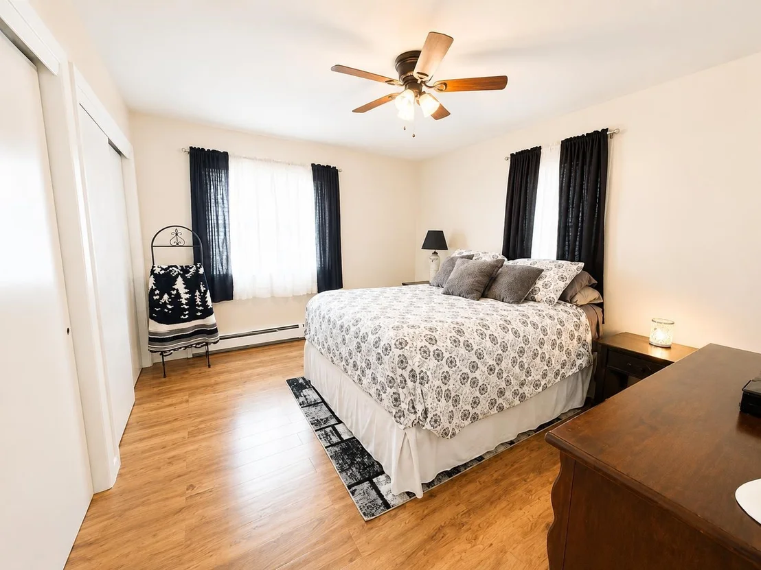 Photo of 49 Jasper