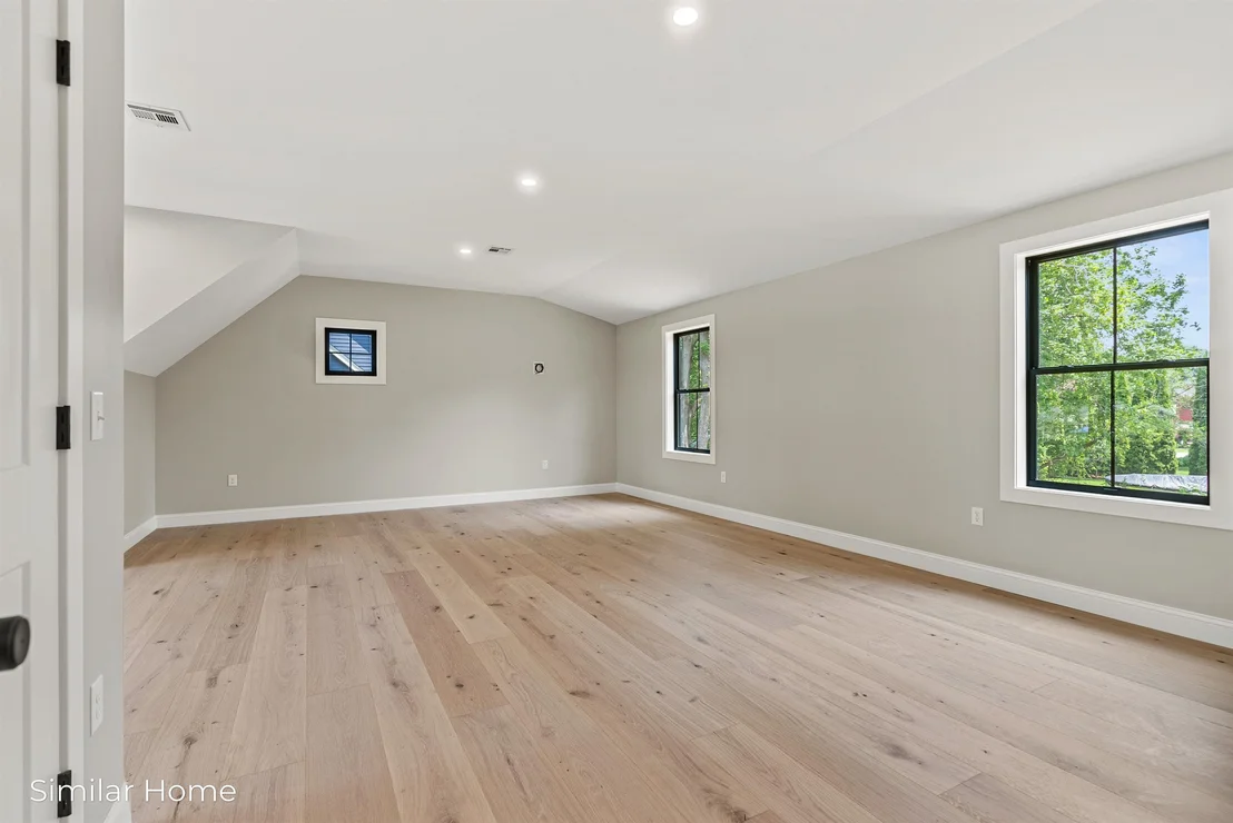 Photo of 104R Piscassic