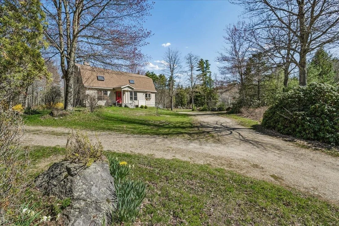 Photo of 326 Lockes Hill