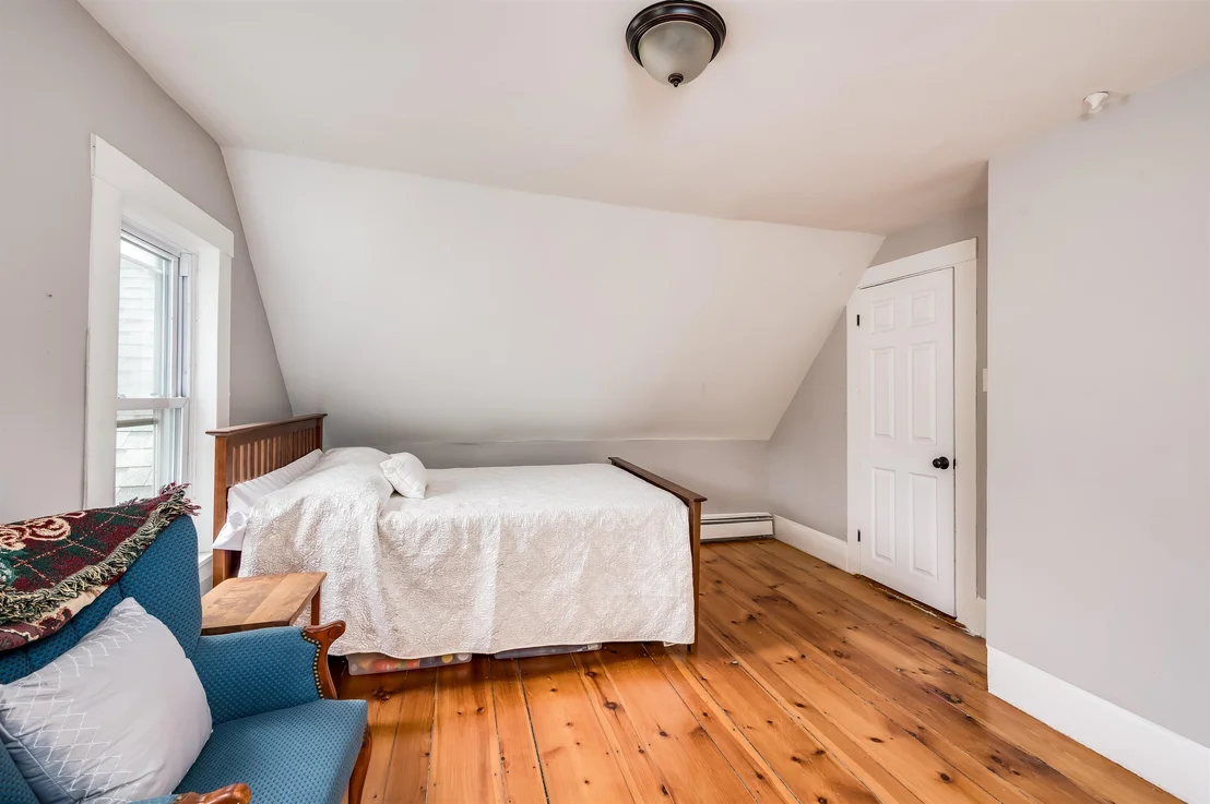 Photo of 60 Batchelder