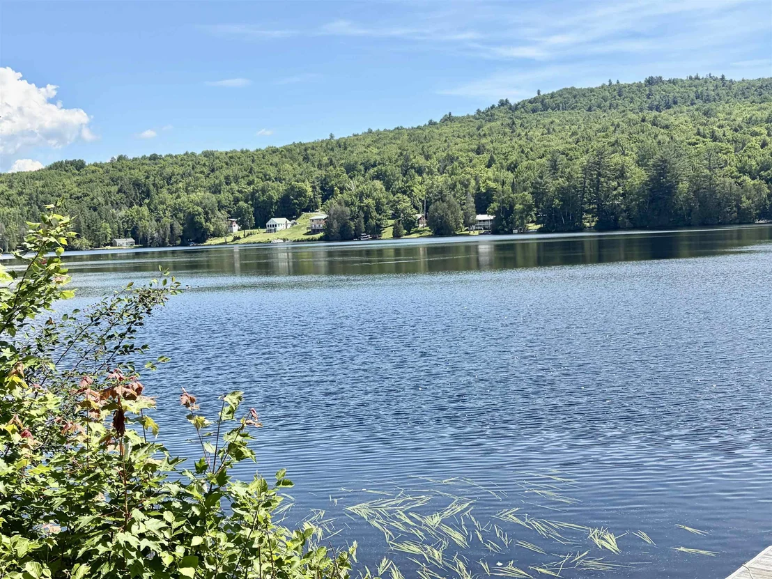 Photo of 263 Cedar Pond