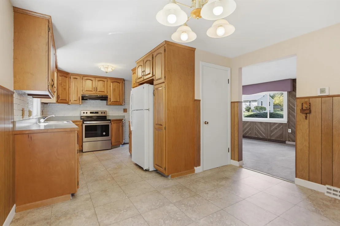Photo of 32 Henderson