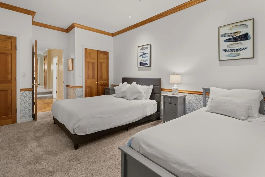 Photo of 835 Alpine View